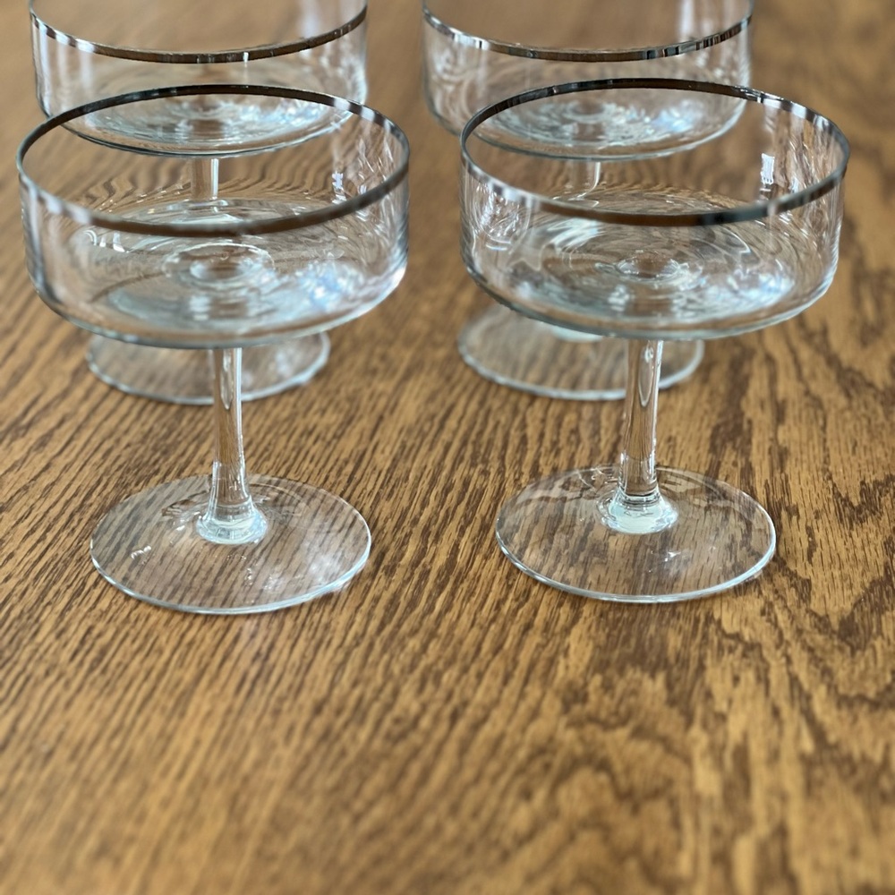 Source Unknown Clear Glass Coupe Set